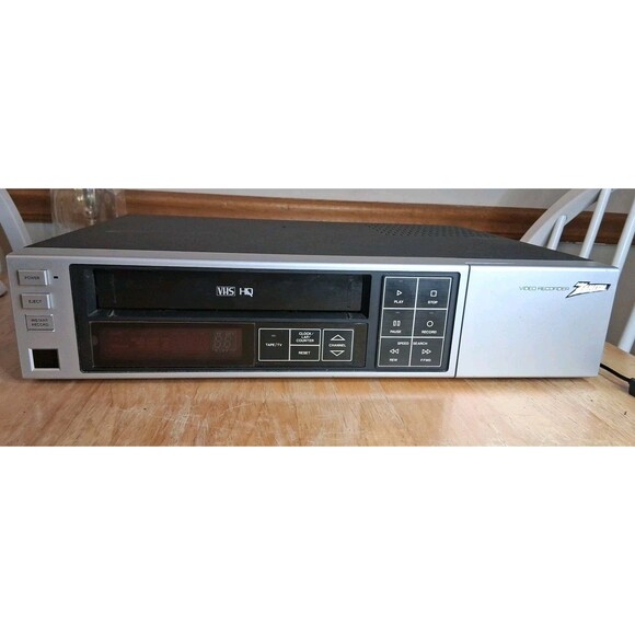Zenith VR 1801-1 VCR VHS HQ Player Video Recorder | Powers On | Untested - Picture 1 of 6
